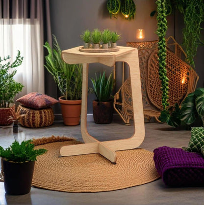 Minimalist Birch Plywood C-Shaped Side Table
